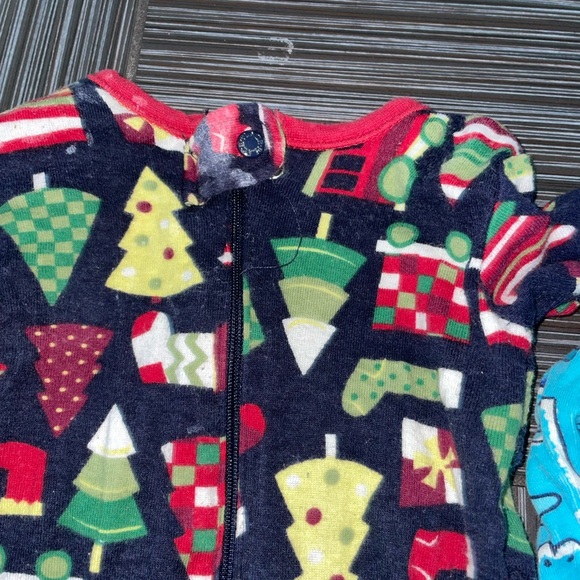 pajamas boy’s size 12-18 months The Children’s Place one piece bundle blue - Picture 3 of 3